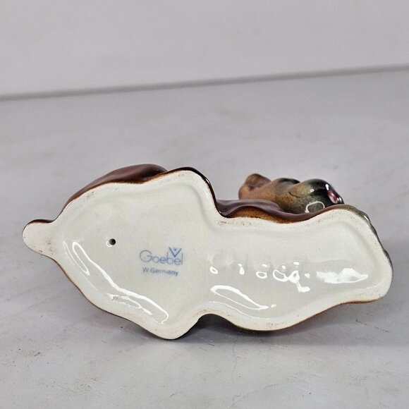 Vintage Goebel West Germany Boxer Puppy Dog Figurine Lying Down CH567 - Picture 7 of 10